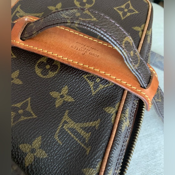 Louis Vuitton Marly Bandouliere Monogram Crossbody Bag - Picture 14 of 16